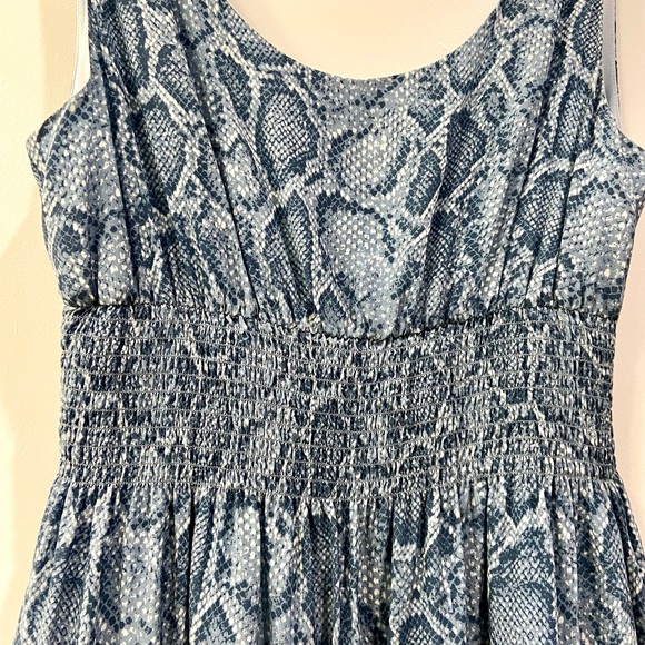 Acrobat - Blue Python Print Sleeveless Midi Dress - M - Picture 6 of 10